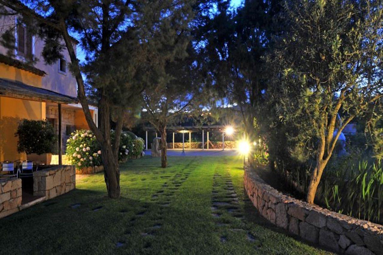Hotel Il Piccolo Golf Porto Cervo Bagian luar foto