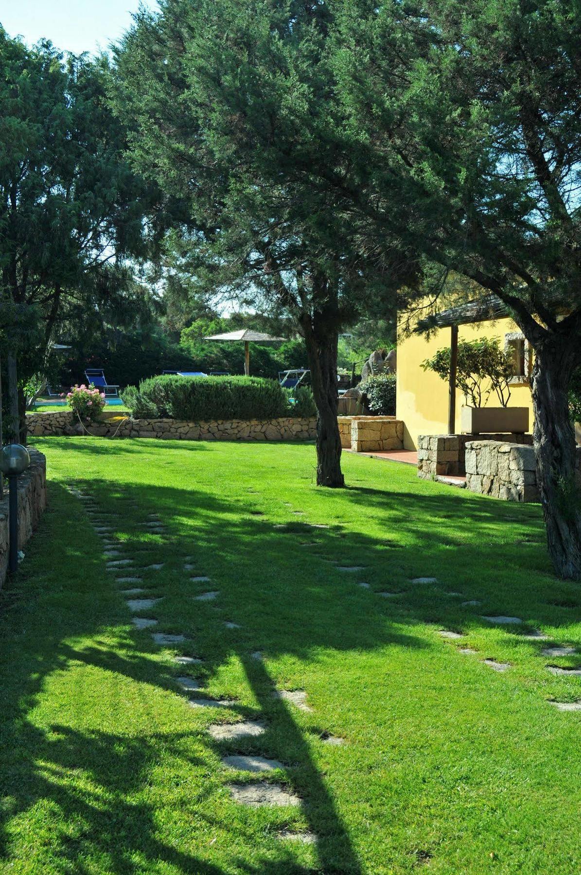 Hotel Il Piccolo Golf Porto Cervo Bagian luar foto