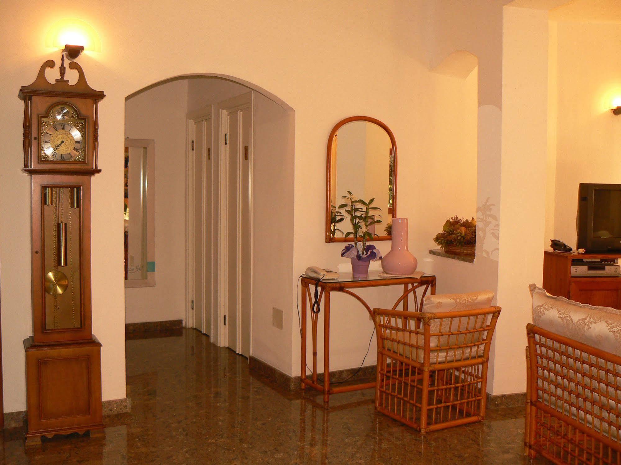Hotel Il Piccolo Golf Porto Cervo Bagian luar foto