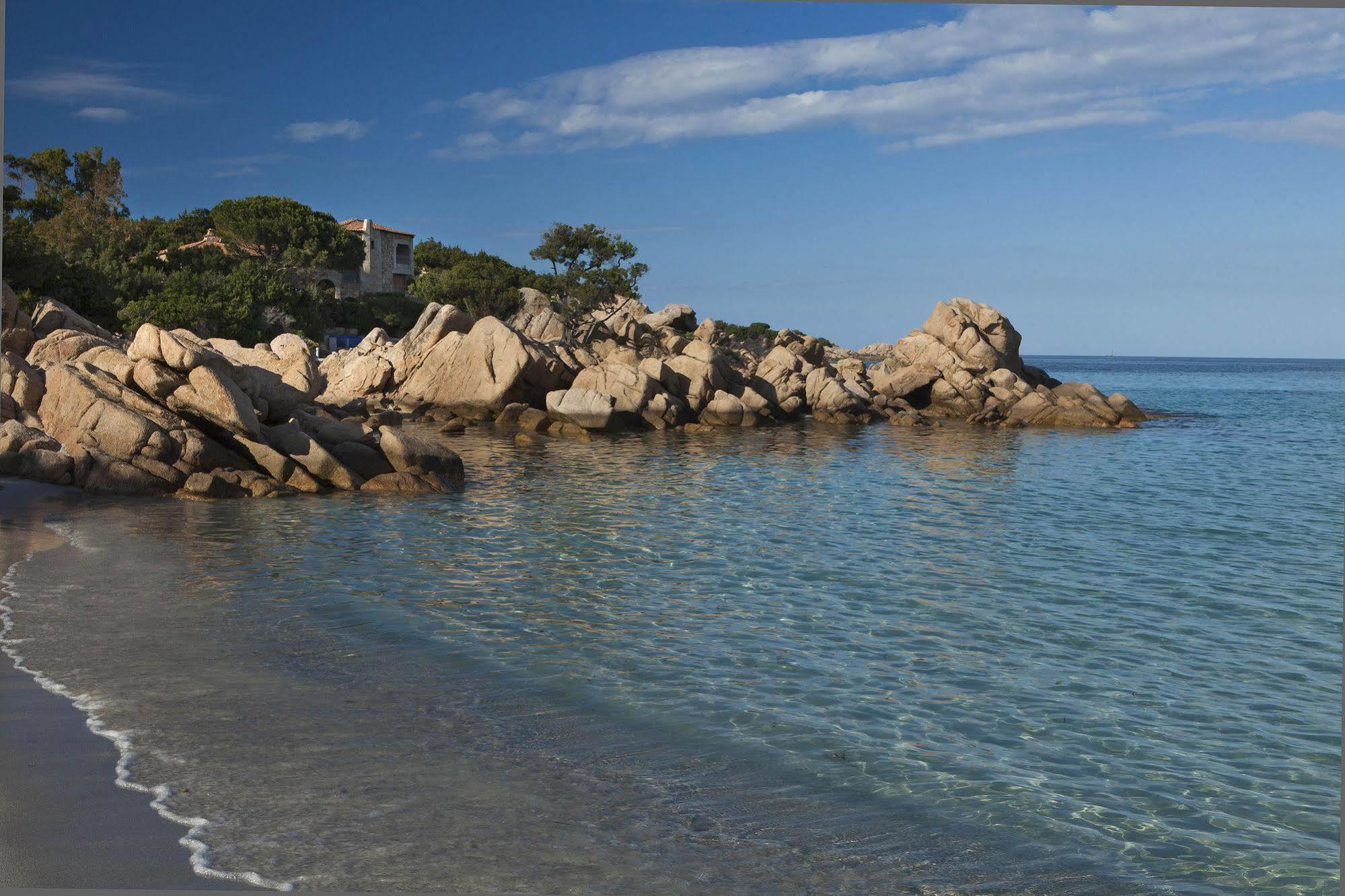 Hotel Il Piccolo Golf Porto Cervo Bagian luar foto