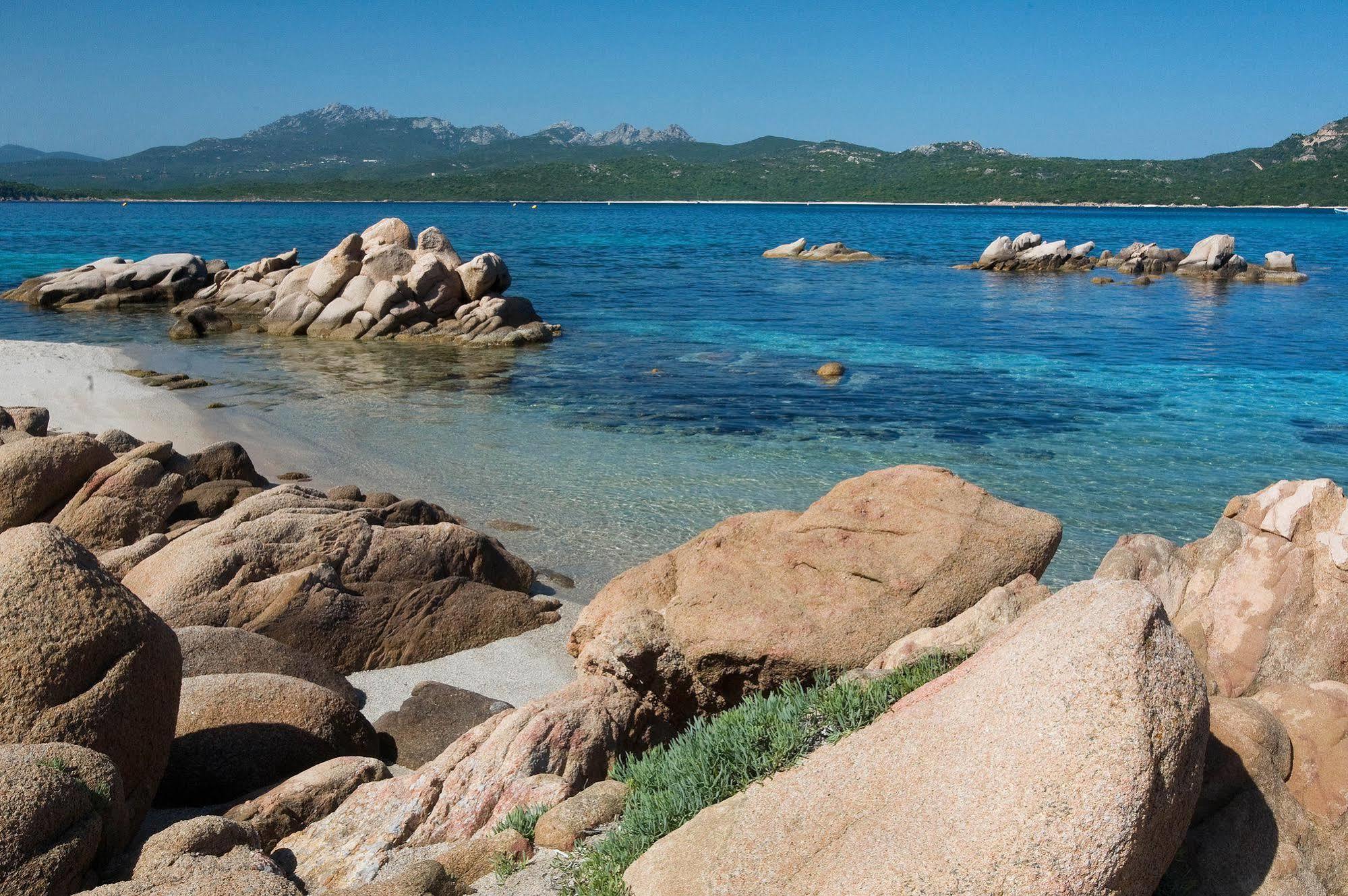 Hotel Il Piccolo Golf Porto Cervo Bagian luar foto